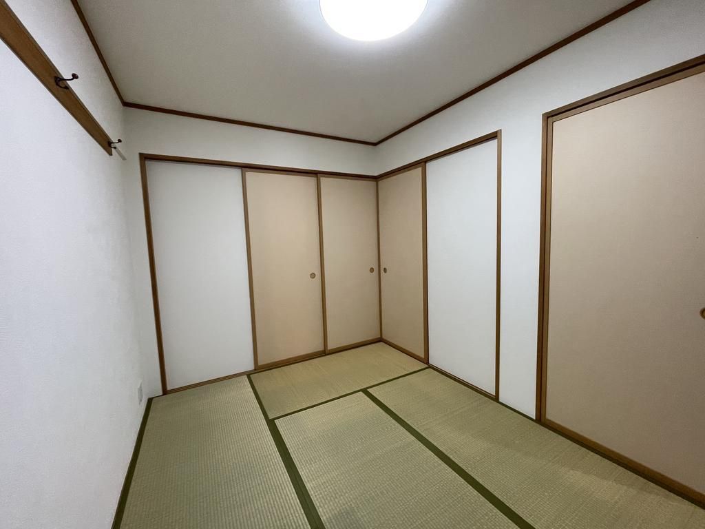 Renovated 3LDK Apartment Near Nagano Station | Elst Tsuruga - Thumbnail 4