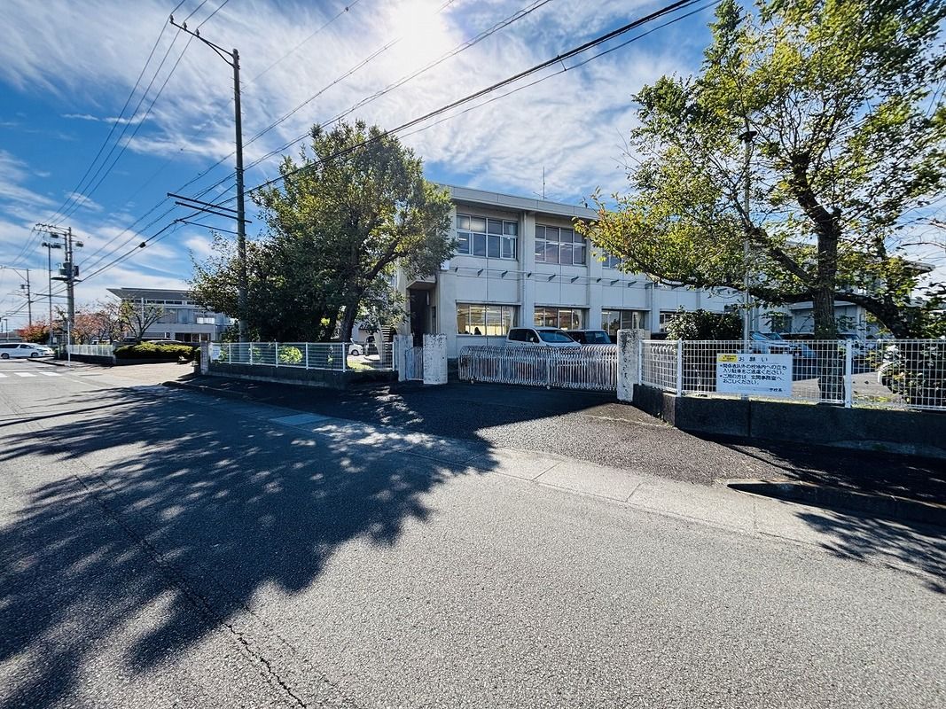 New 3LDK Single-Story House for Sale in Yaizu, Shizuoka - Thumbnail 2