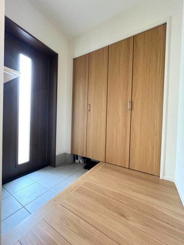 Modern 4LDK Detached House for Sale in Himeji, Hyogo - Thumbnail 4