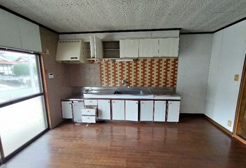 3DK Wooden House for Sale in Mihara, Hiroshima - 114.63m² - Thumbnail 4