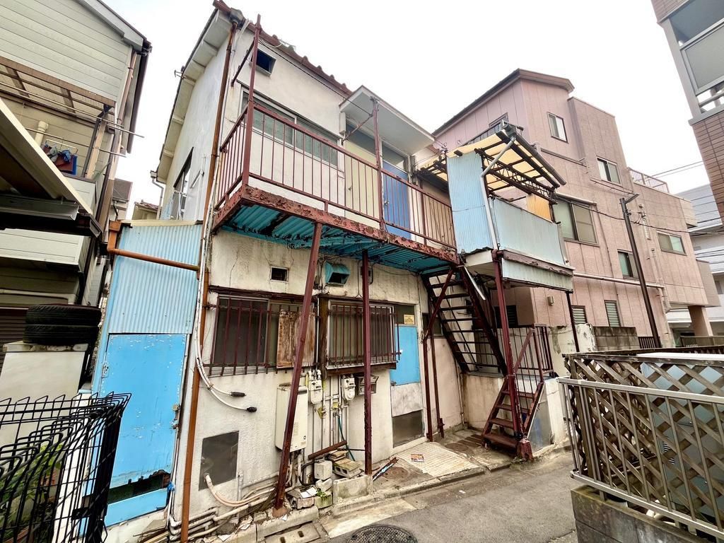 4DK Detached House for Sale in Koto-ku, Tokyo - Thumbnail 2