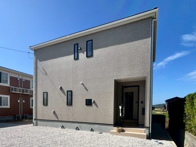 New 4LDK Detached House for Sale in Yurihama, Tottori - Thumbnail 2