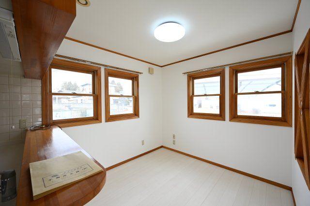 4LDK House with Red Roof in Kiryu, Gunma for Sale - Thumbnail 3