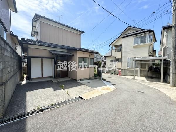 4LDK House for Sale in Niigata's West Ward - Thumbnail 2