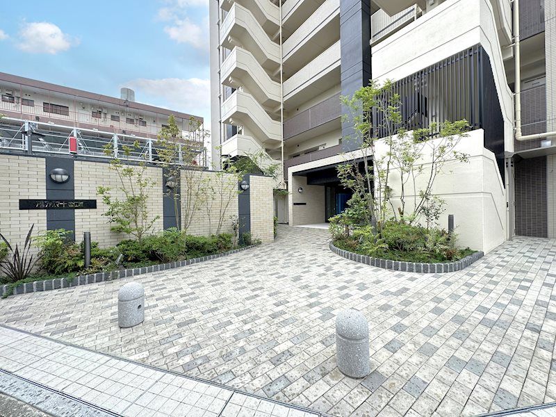3LDK Apartment for Sale in Yatsushiro, Kumamoto - 72.18m2 - Thumbnail 2