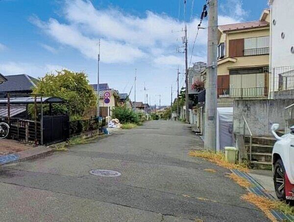 170m² Land for Sale in Hino, Tokyo - Near Tama Zoo Station - Thumbnail 3