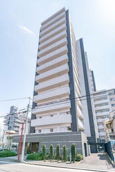 3LDK Apartment in Minami-Rinkan, Yamato City — Image 1, Yamato, Kanagawa