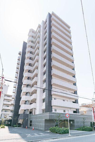 3LDK Apartment in Minami-Rinkan, Yamato City — Image 1, Yamato, Kanagawa