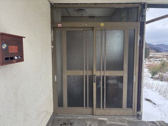 1963 8DK Wooden House for Sale in Tono, Iwate - 188.8 sqm - Thumbnail 2