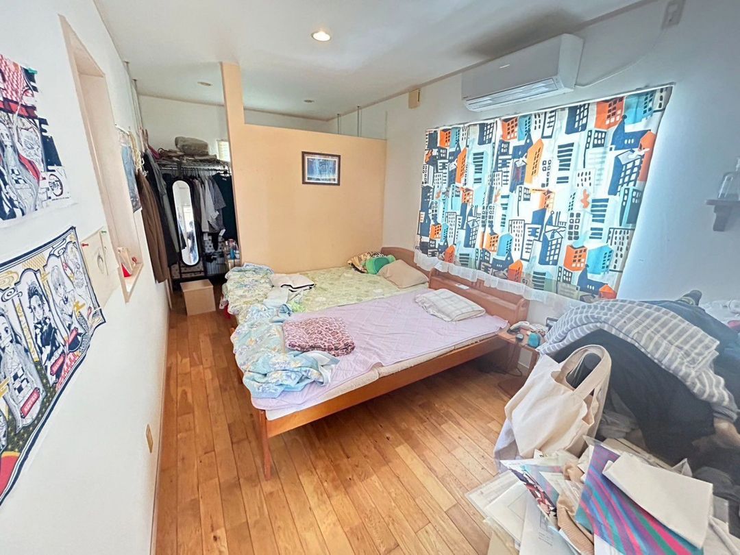 4LDK House in Miyazaki City with Garage and High Ceilings - Thumbnail 4