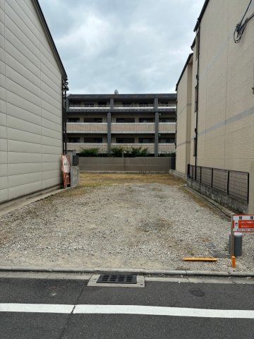 Vacant Land for Sale in Kyoto's Kamigyo Ward Near Kuramaguchi Station - Thumbnail 4