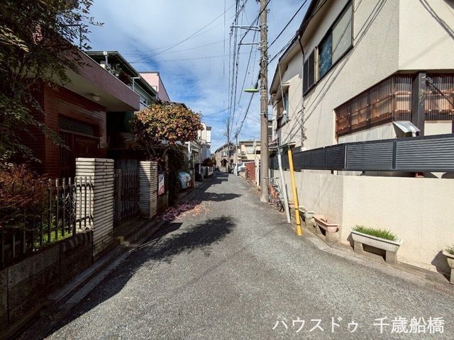 4SLDK House for Sale in Setagaya, Tokyo - 112.85 sqm - Thumbnail 2