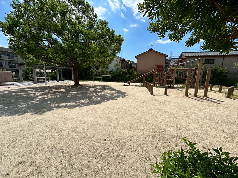 Land for Sale in Yamashina-ku, Kyoto - 98.98 sqm Plot - Thumbnail 3