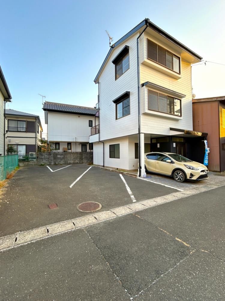 Renovated 4LDK House for Sale in Toyokawa, Aichi - Thumbnail 2
