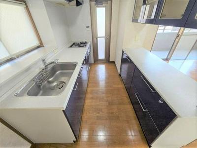 Grand Palace Asakawa Adventia 4LDK Apartment in Kitakyushu — Image 4, Yahatanishi, Fukuoka