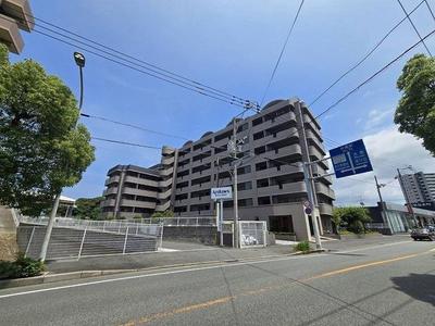 Grand Palace Asakawa Adventia 4LDK Apartment in Kitakyushu — Image 1, Yahatanishi, Fukuoka