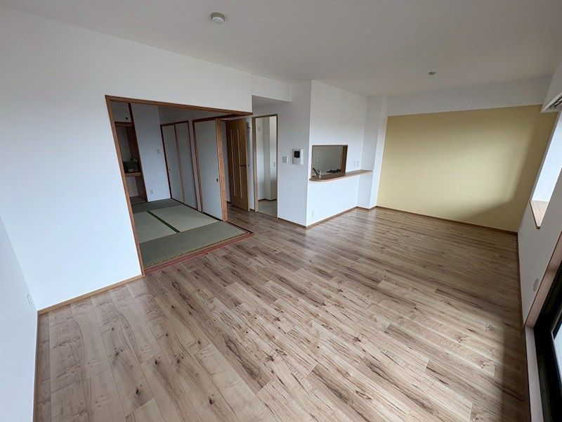 3LDK Apartment in Saitama - 77.42 sqm with Balcony - Thumbnail 3