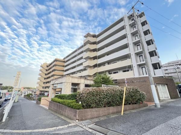 Rotary Palace Abiko 3LDK Apartment for Sale in Chiba - Image 1