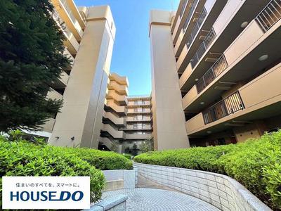 Spacious 3LDK Apartment Near Katano Station, Osaka — Image 1, Katano, Osaka