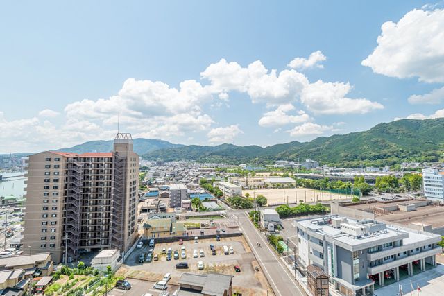 Premist Otsukyo 14F 3LDK Apartment with Lake Biwa View | Otsu - Thumbnail 3