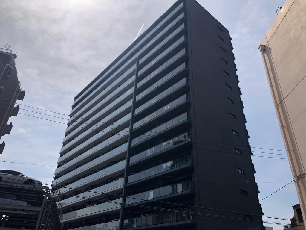 Charmane Fuji Smart Wakayama Castle Park 15F 3LDK Condo for Sale - Thumbnail 2