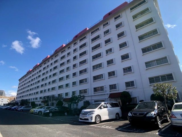 3LDK Apartment in Suita with South-Facing Balcony - Thumbnail 4