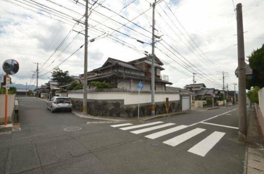 Land for Sale with Old House in Nakama City, Fukuoka - Thumbnail 2