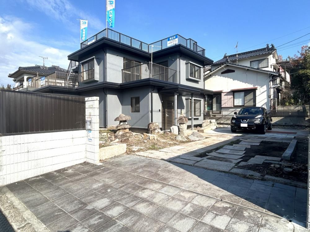 Renovated 3SLDK House for Sale in Higashihiroshima, Hiroshima - Thumbnail 2