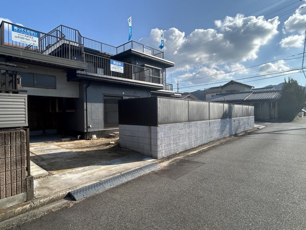 Renovated 3SLDK House for Sale in Higashihiroshima, Hiroshima - Thumbnail 4