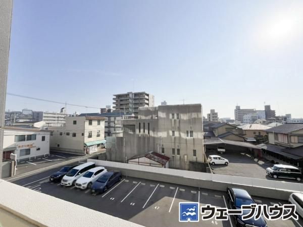 Verdie Chūnagon 3LDK Condo in Okayama with Parking & Pet-Friendly - Thumbnail 4