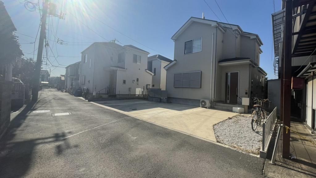 4LDK House in Ageo with Garden and Parking - Thumbnail 2