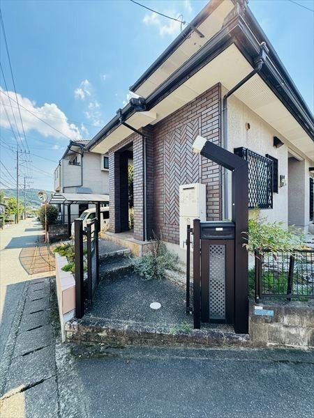 Renovated 3LDK House in Kumamoto City's Kita Ward - Thumbnail 2