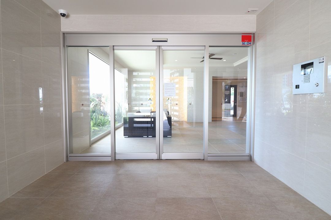 Bear's Court Kae Town Resort 2LDK Apartment in Chatan - Thumbnail 3