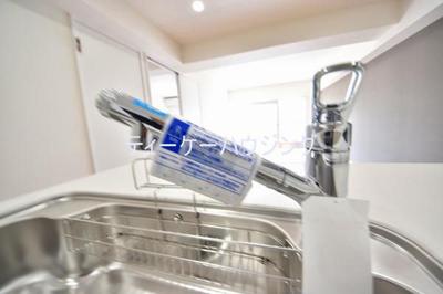 Renovated 3LDK Apartment Near Minami-Urawa Station — Image 1, Warabi, Saitama