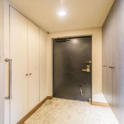 Spacious 4LDK Corner Apartment near Shiraoka Station — Image 3, Shiraoka, Saitama
