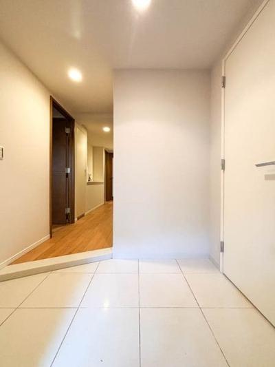 2LDK Apartment for Sale in Kamakura, Kanagawa — Image 2, Kamakura, Kanagawa