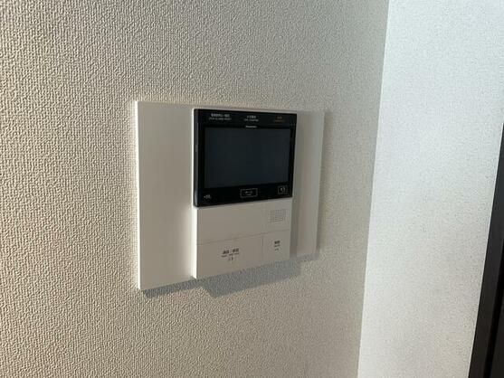3LDK Apartment for Sale in Yamagata City, South-Facing - Thumbnail 2