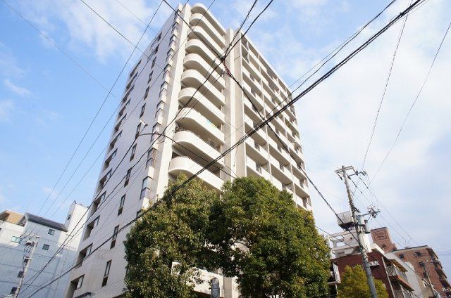 Dia Palace Komachi 1LDK Apartment for Sale in Hiroshima - Thumbnail 3