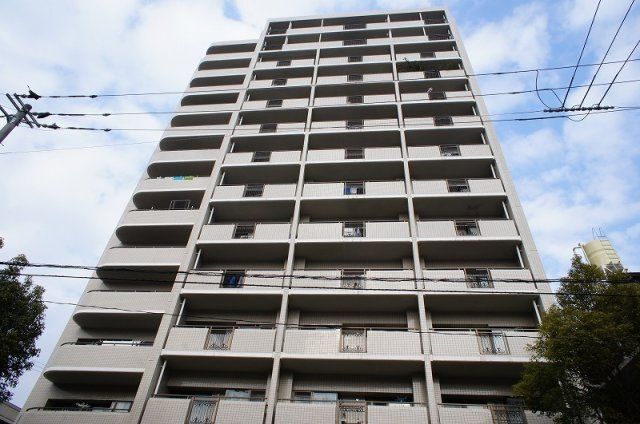 Dia Palace Komachi 1LDK Apartment for Sale in Hiroshima - Thumbnail 2