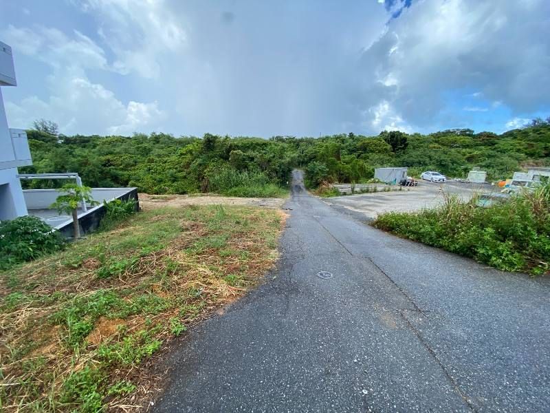 730 sqm Vacant Land for Sale in Uruma, Okinawa | Building Opportunity - Thumbnail 3