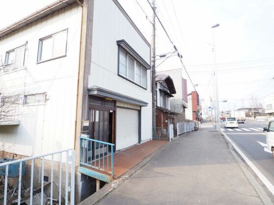 6K Wooden House for Sale in Hanamaki, Iwate - 163.15m² - Thumbnail 3