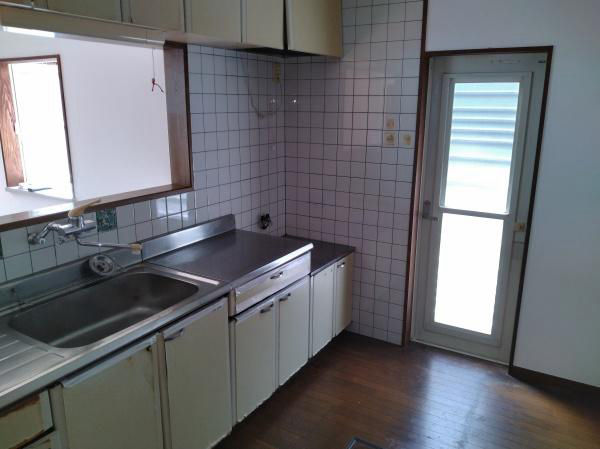 4LDK House in Miyazaki with 198㎡ Land - Thumbnail 4