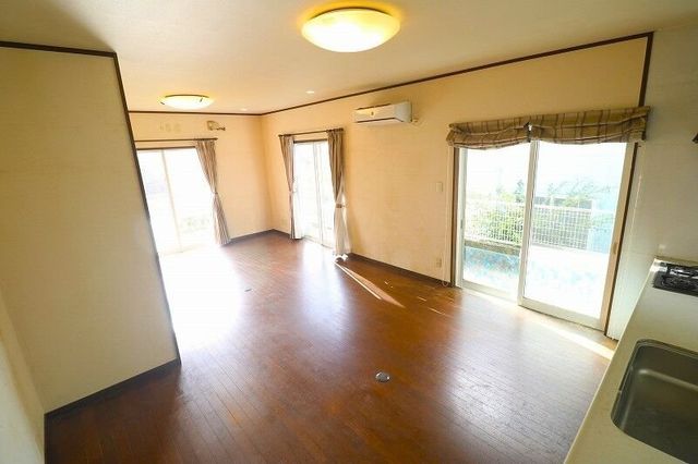 Steel-Framed 3LDK House for Sale in Urasoe, Okinawa - Thumbnail 2