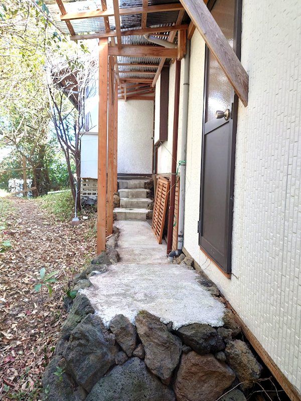 3K House for Sale in Ito City, Shizuoka - Thumbnail 2