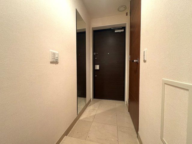 2LDK Apartment for Sale in Toyama City - 66.45 sqm - Thumbnail 4
