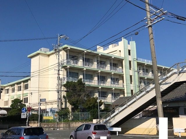 4LDK House in Kuwana, Mie | 219.96 sqm | Near Rengeji Station - Thumbnail 2