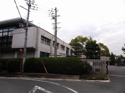 5DK House in Ikoma City - 400万円 — Land, Ikoma, Nara