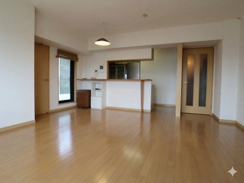 4LDK Apartment with Roof Terrace for Sale in Toyama City - Thumbnail 3