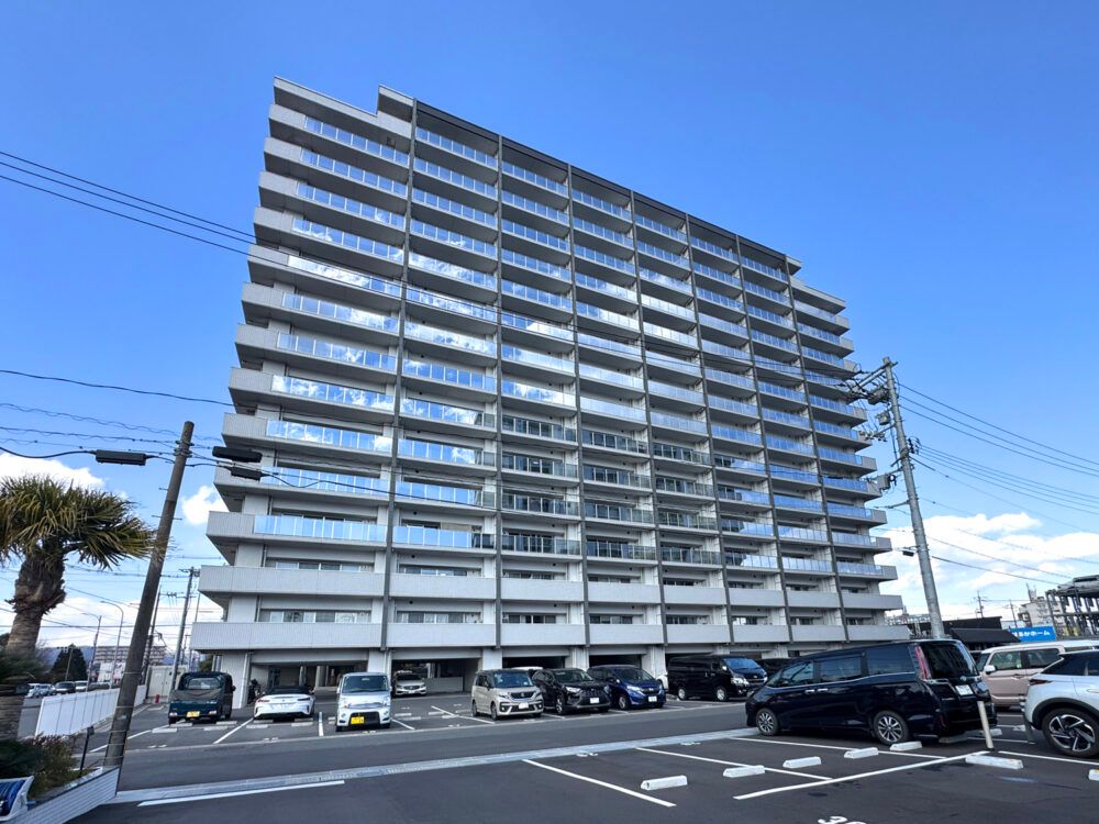 3SLDK Apartment for Sale in Fukuyama, Hiroshima - Thumbnail 3