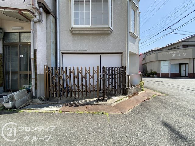 4DK Family House for Sale in Uji, Kyoto - Near Kōzuma Station - Thumbnail 2